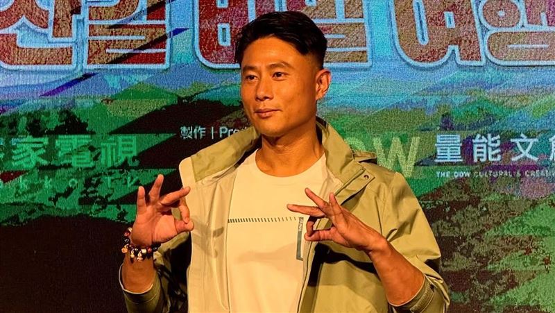 小刀驚傳離婚台玻千金 孫德榮鬆口回應了
