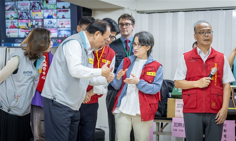 副總統蕭美琴視導「高雄市2026城鎮韌性（全民防衛動員）演習－防災協作中心」（圖／總統府提供）