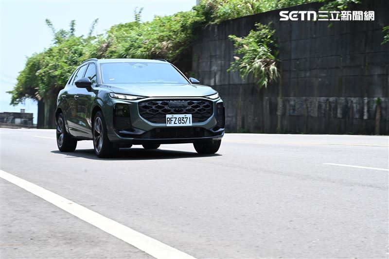 Audi Q3 TFSI quattro 150kW S-Line運動版休旅車。(圖/記者鍾釗榛攝影)