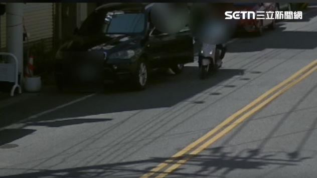 駕駛未注意後方來車就開車門,警方到場後發現是酒駕