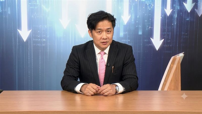 分析師陳嘉偉指出,近期的反彈屬於典型的「無量逃命波」,隨著美股科技股與日韓股市再度走弱,台股下週恐將加速跌破半年線。(圖/翻攝自運通財經台YouTube)