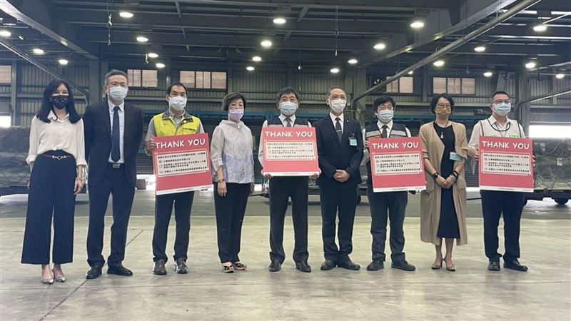 律師詐慈濟仍接機BNT 同框陳時中、張淑芬
