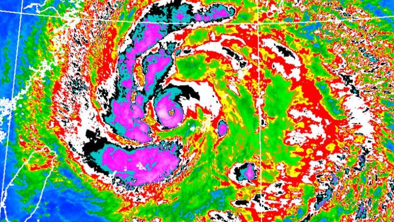 白海豚颱風擺盪逼近！雨到「這時」才趨緩