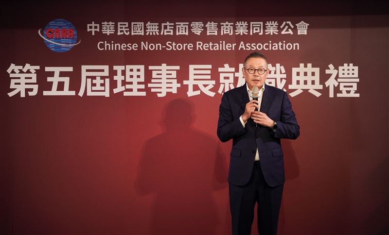 新光三越吳昕陽接任無店面公會理事長
