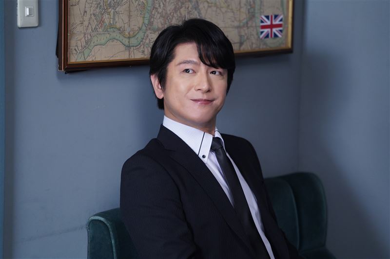 及川光博突然官宣結婚消息,同時也迎來新生命,準備當爸爸。(圖/翻攝自X平台)