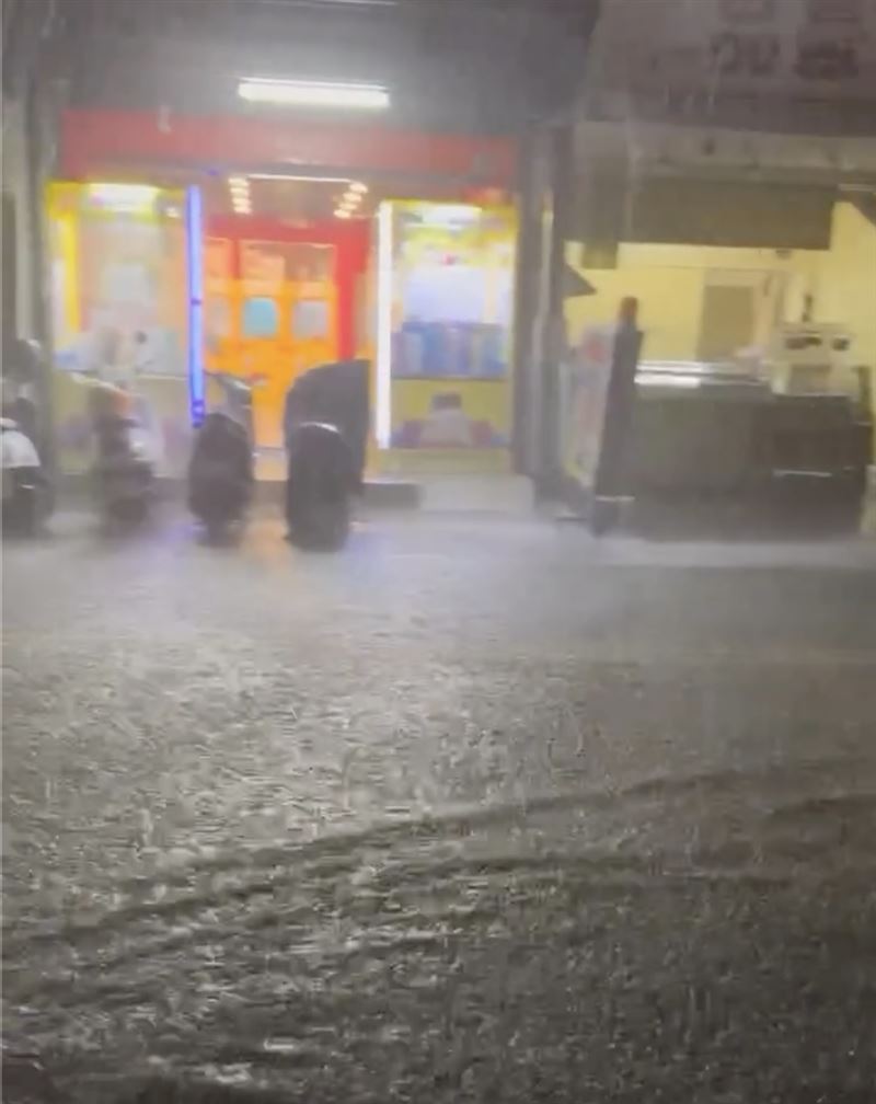 受中颱白海豚外圍環流影響，西屯區下起滂沱大雨，雨量高達36.5毫米。（圖／翻攝自Threads @shangan.tw）