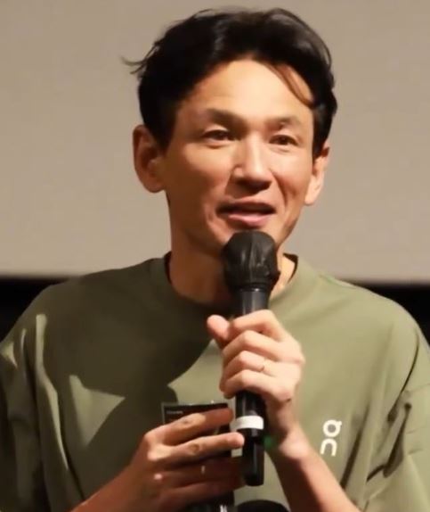 黃晸珉看起來憔悴許多。(圖/翻攝自X平台)
