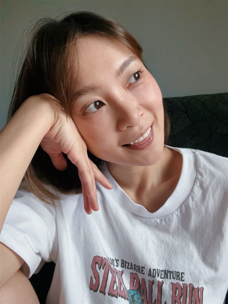 北影影后李亦捷父親節宣布懷孕消息。(圖/翻攝自臉書)