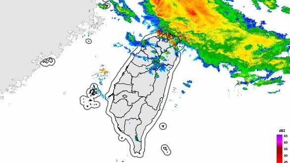 新/白海豚颱風逼近!大雷雨轟雙北1小時