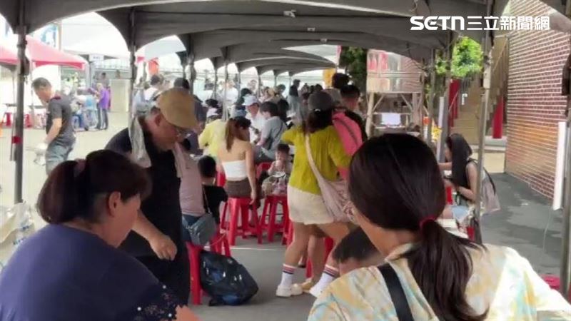 烤蚵活動連續兩天登場,總計報名人數突破4000人