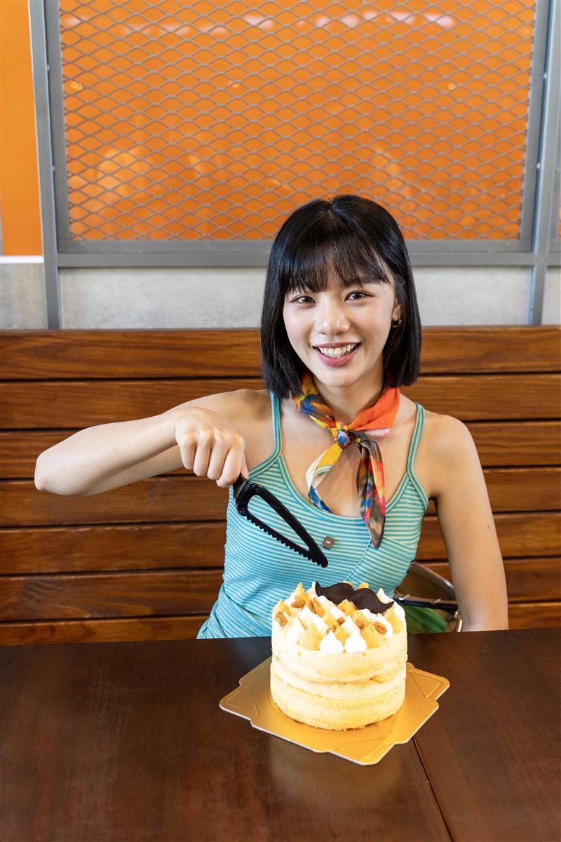木木林葦妮26歲生日!許願當電影女主角。(圖/Hit Fm聯播網)