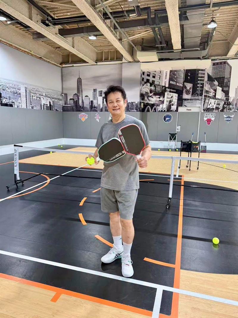 67歲資深主持人徐乃麟(乃哥)出身運動員,平時相當注重健康。(圖/翻攝自臉書)