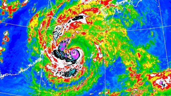 颱風紫暴雨今晚開炸　估「這時」解除海警