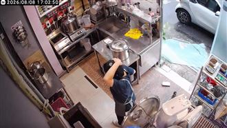 宜蘭強風「店家玻璃門被吹爆」員工嚇抱頭