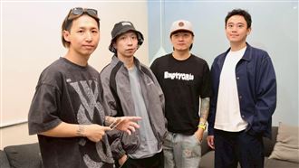 獨／米長蟲仍照吃　樂團主唱嘔吐崩潰爆哭