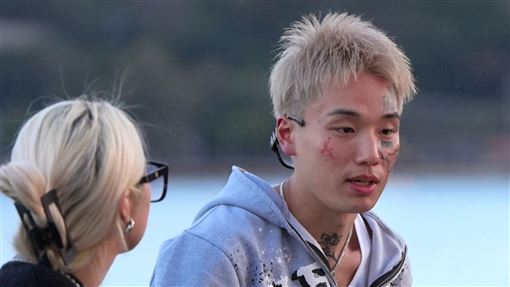 日知名戀綜爆修羅場　小泰遭罵渣男爆哭