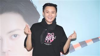 許富凱父親節開唱淚崩　暴瘦7公斤嚇壞媽