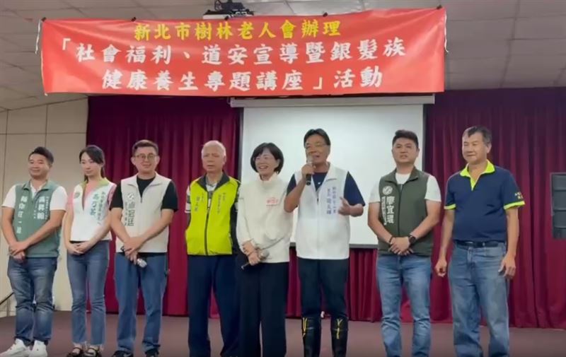 樹林中山里里長簡炎輝力挺蘇巧慧。(圖/蘇巧慧辦公室提供)