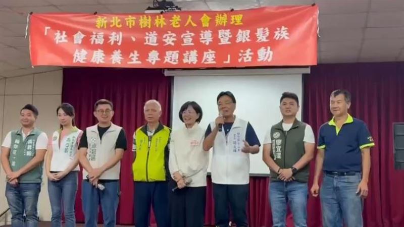 樹林中山里里長簡炎輝力挺蘇巧慧。(圖/蘇巧慧辦公室提供)