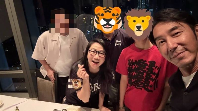 李李仁慶祝父親節!合體大尾油土伯網看傻