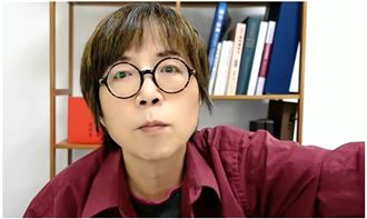 黃智賢連兩日現身鍘美大口誤：鍘掉趙建銘