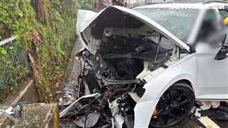 苗栗台3線死亡車禍！過彎撞燈桿1死1重傷