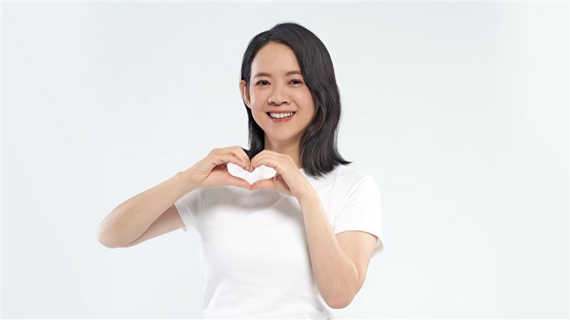 曾寶儀鼓勵癌友勇敢說出疼痛、勇敢的止痛。(圖/曾寶儀的人生藏寶圖節目提供)