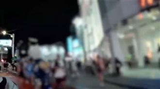 西門町街頭表演一半！怪伯狂唸：喵喵喵