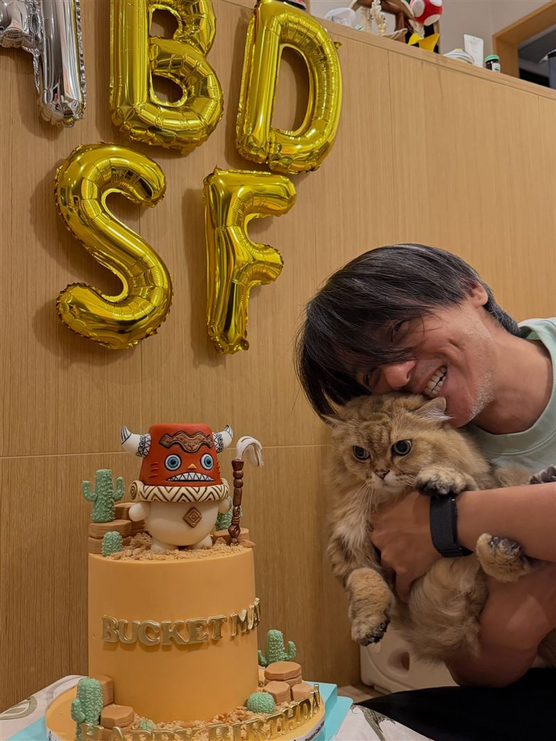 舒淇日前替馮德倫慶生,於IG貼出兩人甜蜜合照。(圖/翻攝自IG @sqwhat)