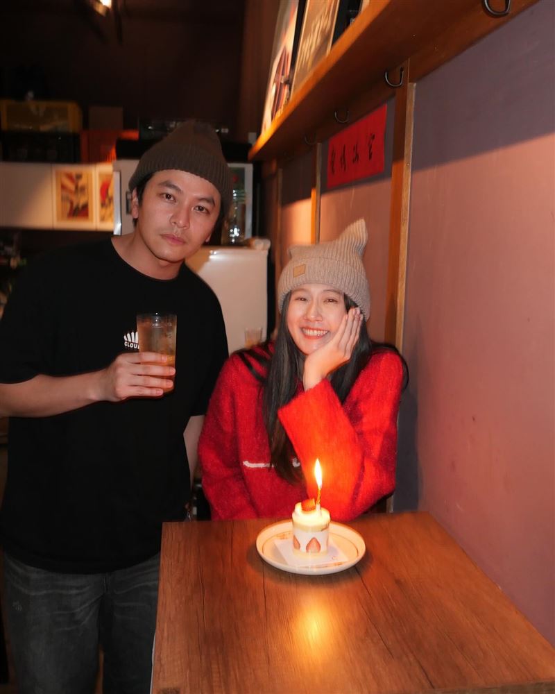 藝人方志友與楊銘威驚爆結束11年婚姻,雙方於10日發表聯合聲明證實離婚。(圖/翻攝自IG @beatricefang)