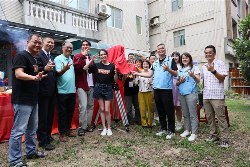 導演黃朝亮執導的賀歲喜劇《大錢入港》金門開拍