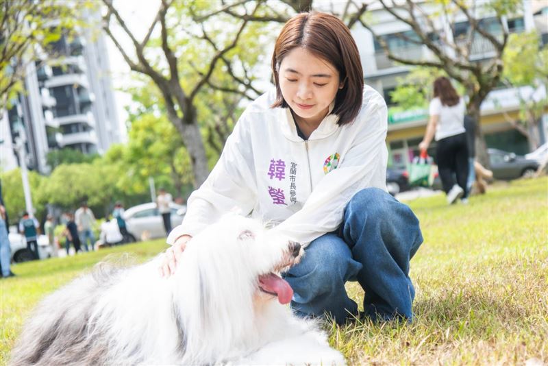 響應國際流浪動物日!林國漳與宜蘭隊偕毛小孩發表寵物政策