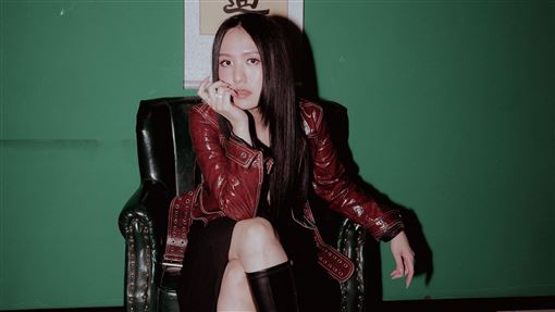 金曲歌后認愛再爆喜訊　將邀韓國家人到場