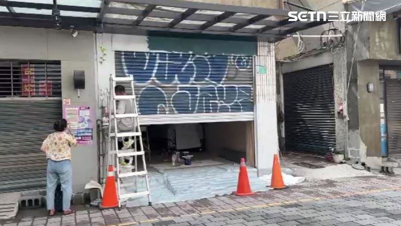 肉圓老店疑似將轉型賣飾品,屋內已準備翻修