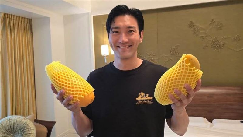 始源相約信義區 粉絲嗨翻:許願成功