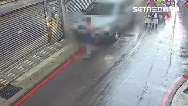 慣犯?桃園男車上假問路 突脫褲猥褻嚇壞