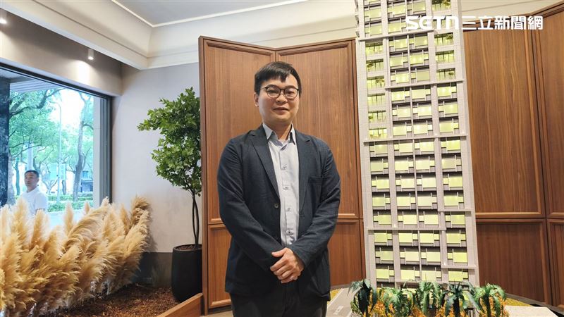 震大機構將辦公室搬入仁愛路老屋與地主培養感情,耗時21年終取得信任成功完成都更整合。(圖/記者陳韋帆攝影)