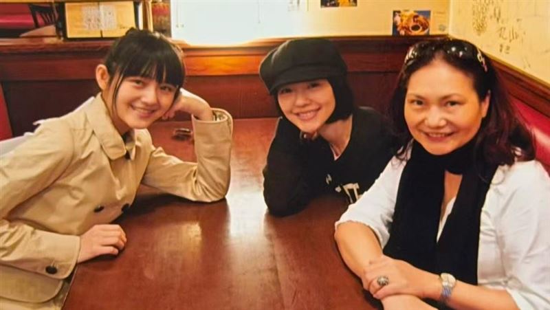 大S生前掛心S媽1事！小S曝母女珍貴合照