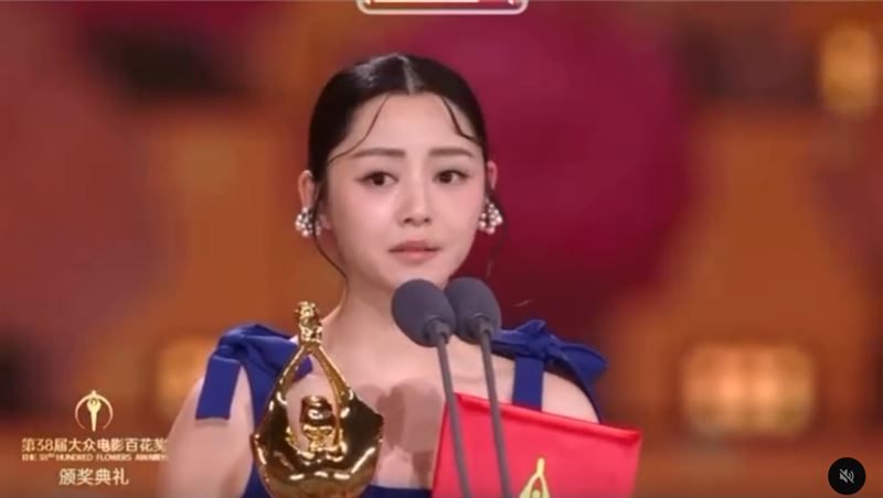 衛詩雅憑《破‧地獄》抱走百花獎影后。（圖／翻攝自第38屆百花獎頒獎典禮）