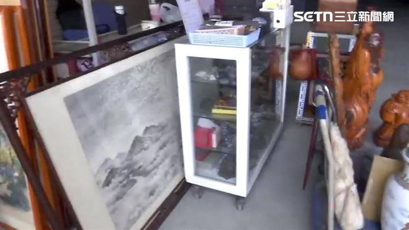 私人美術館失竊的部分陶瓷藝品不排除流入黑市或當鋪,坊間藝品業者直言有複雜的黑市供應鏈難找回