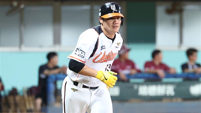 統一獅陳鏞基回到家鄉台東出賽。（圖／統一獅提供）