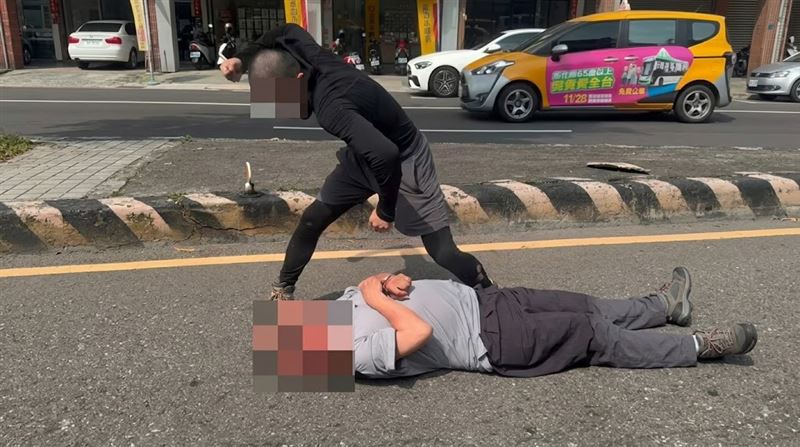 4星燒烤老闆砍人遭反擊亡!鄰曝私下面目