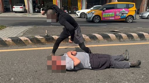 行糾被砍還擊打死燒烤店老闆　揮拳男發聲