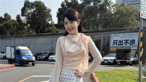 台八女星「眼歪嘴斜」急送醫　發病關鍵曝