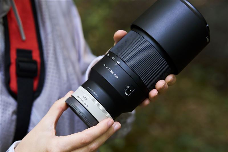 FE 100-400mm F5.6-8 OSS搭配另售的增距鏡使用時,鏡頭最高支援800mm焦距。(圖/Sony提供)