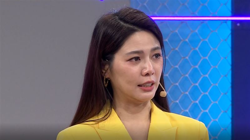 白家綺怎了？主持一半淚灑攝影棚　隱情曝