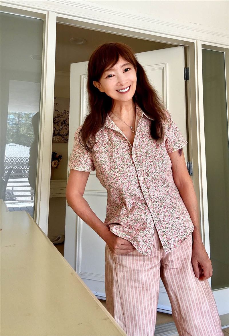 70歲「玉女歌手」陳美齡近年淡出演藝圈，將生活重心放在家庭與教育。（圖／翻攝自 陳美齡細語臉書）