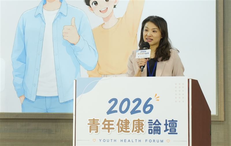 國健署長沈靜芬表示，健康幣目前預計10月上路，除可換超商產品外，有進一步和人壽業者洽談折抵保單費用的可能。（圖／台灣年輕病友協會提供）