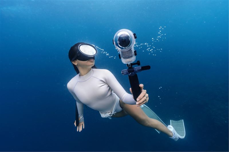 Insta360 X6支援超過100款配件，完整涵蓋機車騎行、深海潛水與駕車拍攝等多元場景，一機解鎖更多拍攝可能。（圖／品牌業者提供）