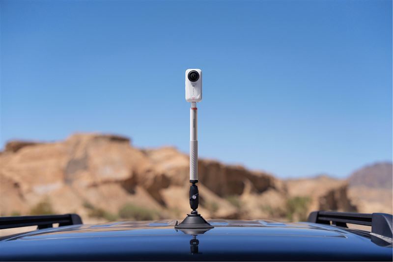 Insta360 X6支援超過100款配件，完整涵蓋機車騎行、深海潛水與駕車拍攝等多元場景，一機解鎖更多拍攝可能。（圖／品牌業者提供）